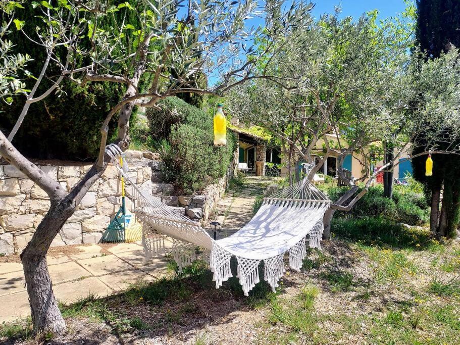 La Maison De Ninia 디뉴레뱅 외부 사진