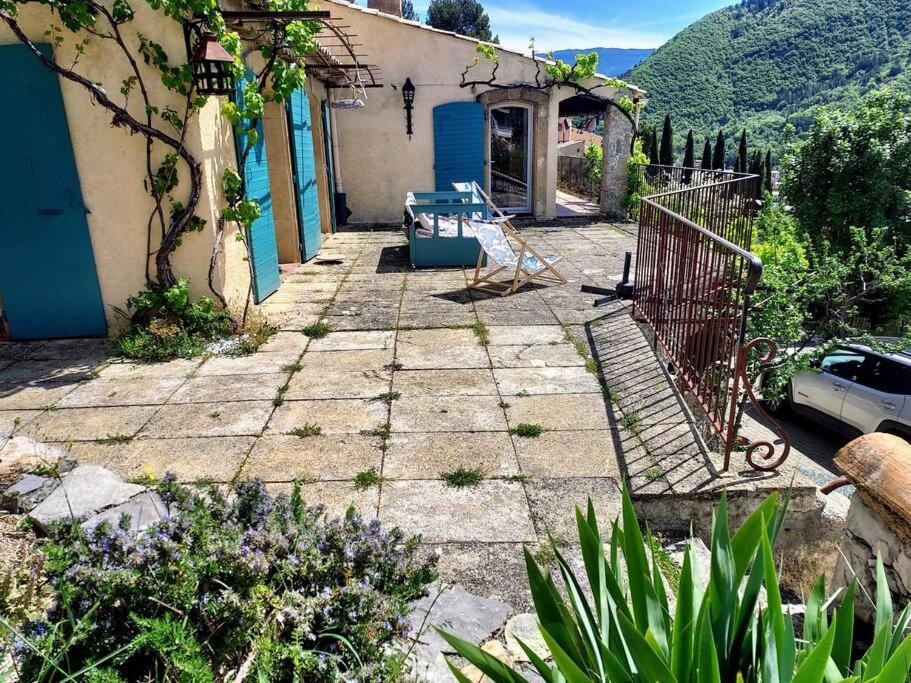 La Maison De Ninia 디뉴레뱅 외부 사진